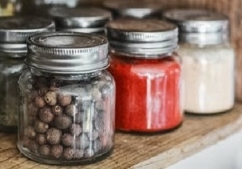 2019 Issue 2: March into National Nutrition Month, Fresh Goes Beyond the Produce Aisle, and Change Agents in Agriculture
